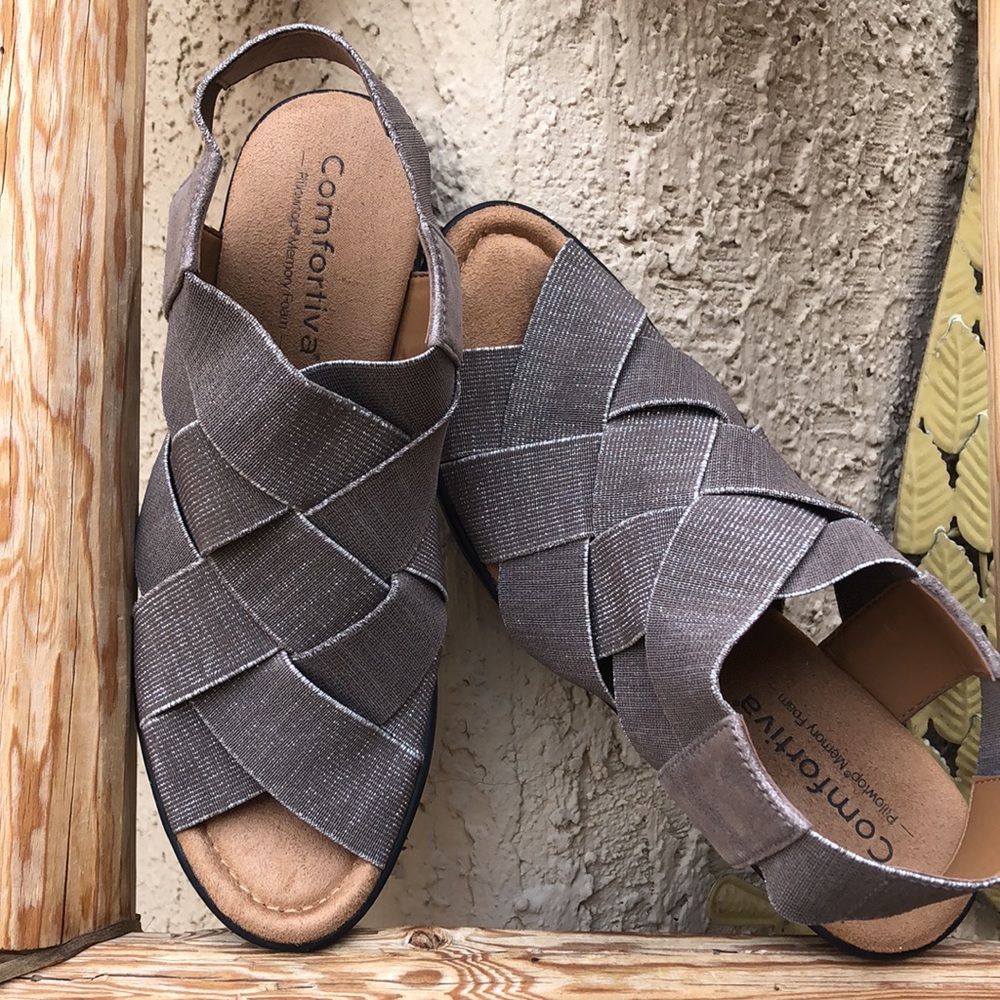 *Comfortiva* Brown/Bronze Elastic Comfort Sandal Size 6M